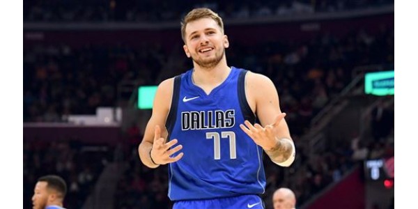 Luka Dončić stärkt den Körper, um die Lauffähigkeit zu verbessern